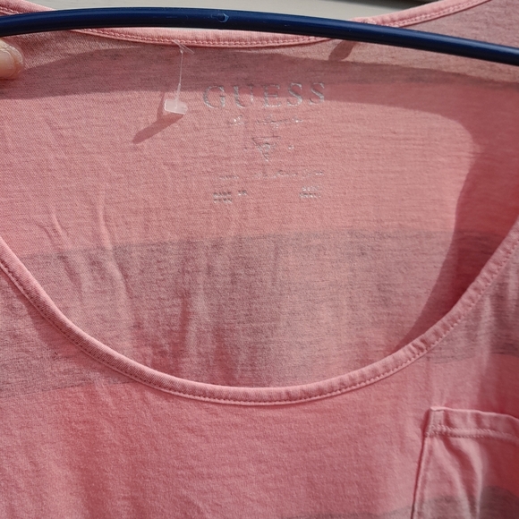 Guess Pink Ruched Short Sleeve Tee Small - Picture 4 of 5